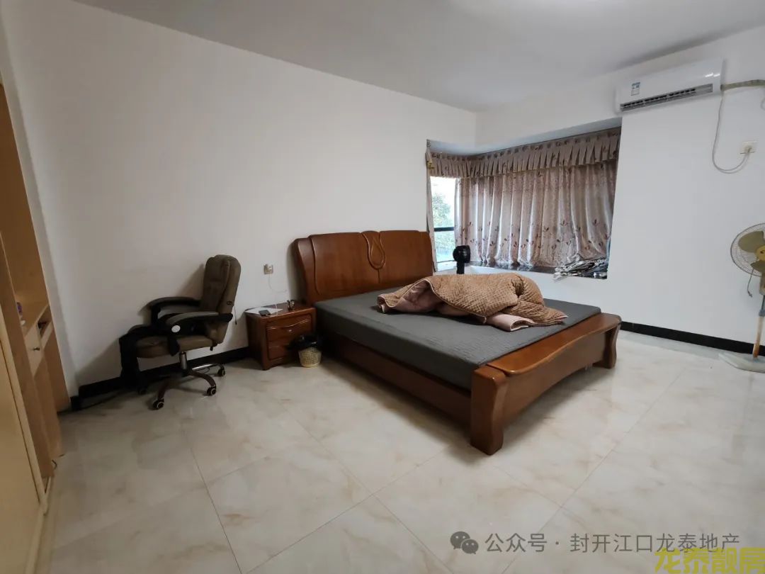 东丽新城电梯精装4房