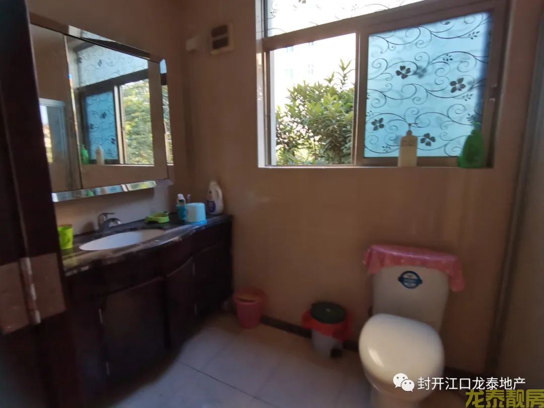 碧桂园靓别墅一栋 前后120平花园