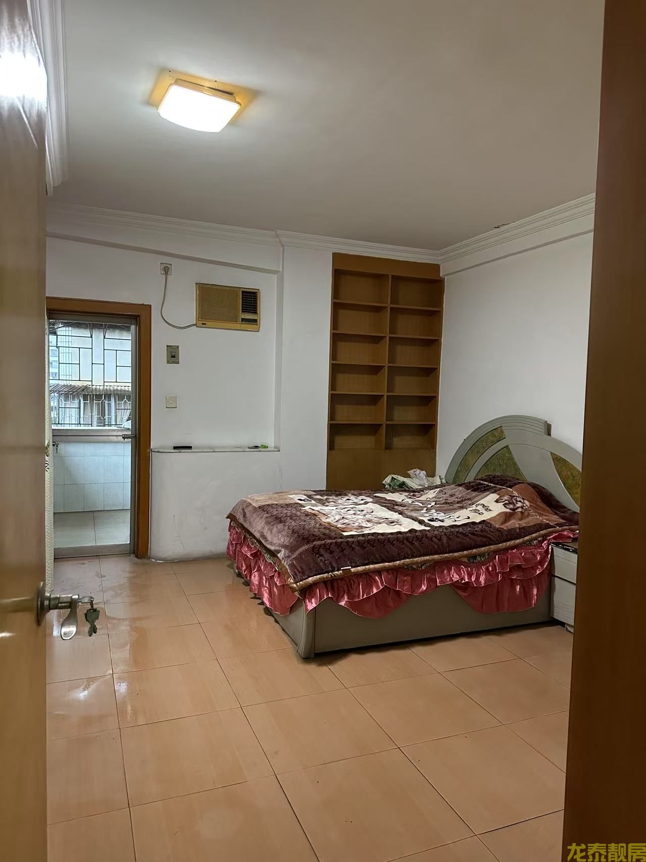 老城区大塘奔辉花园步梯8楼大平层