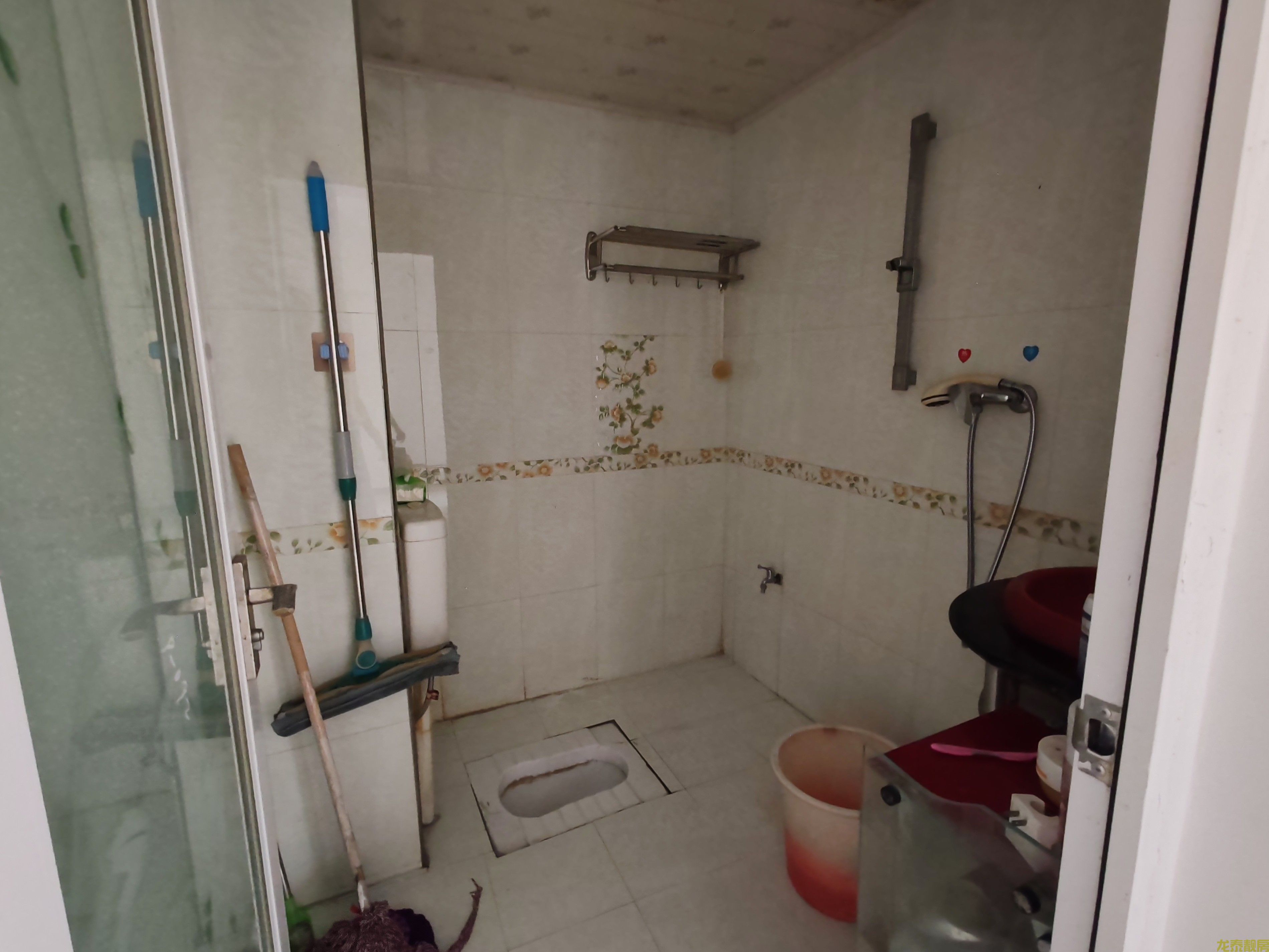 广信新城步梯7楼大户型