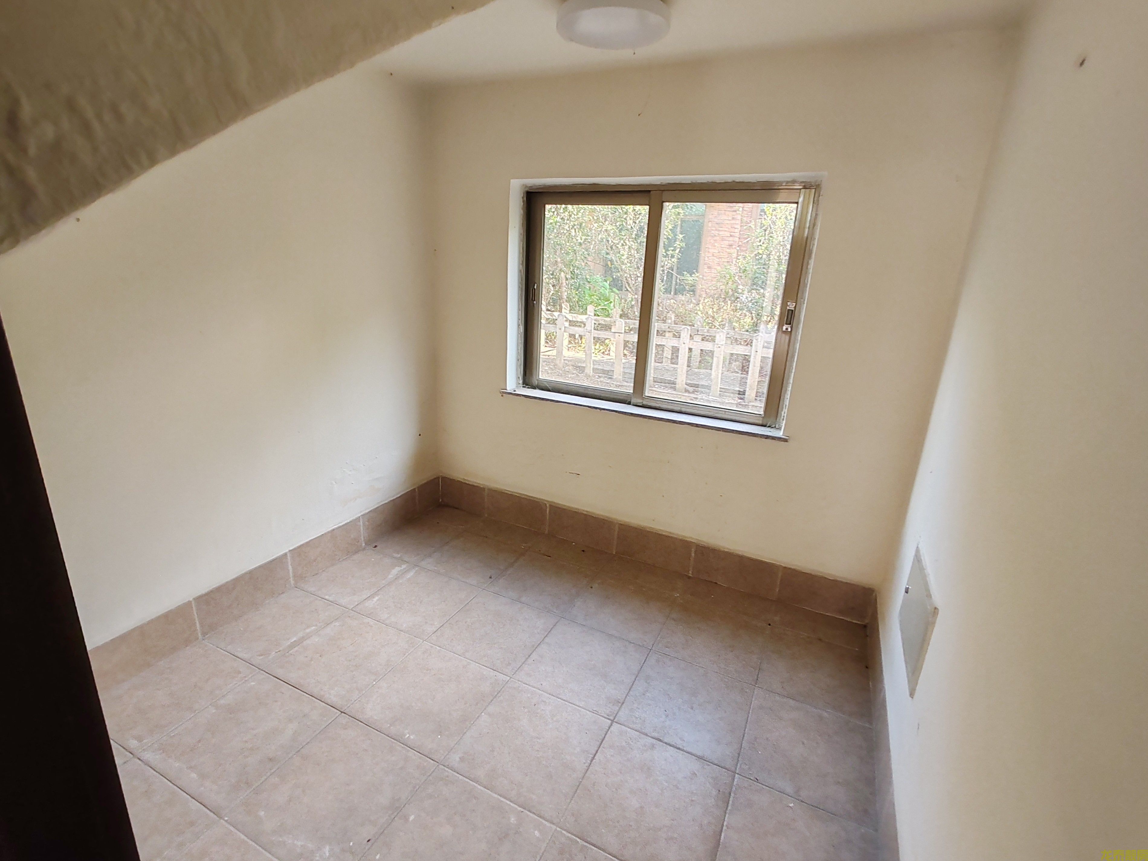 碧桂园别墅200多平精装未入住过